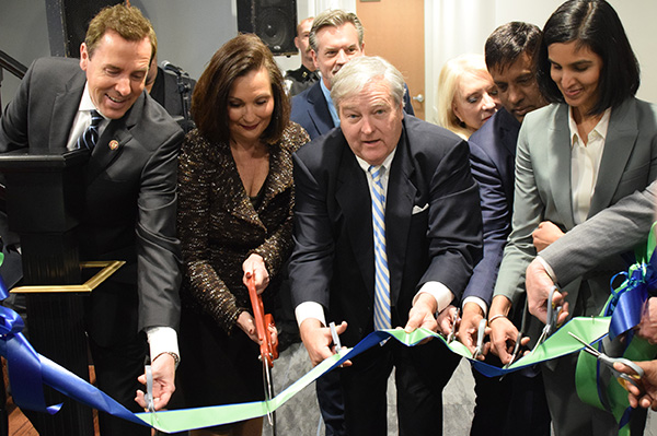 Carolina State Bank Holds Grand Opening