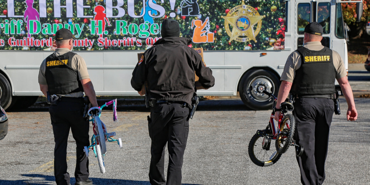 Sheriff’s Department Gets The Christmas Spirit