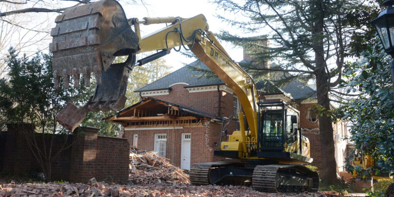 Multimillion Dollar House On Country Club Drive Coming Down