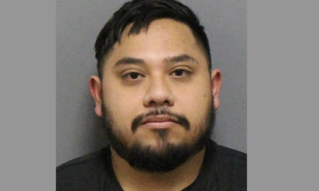 Jail Guard Busted For Allegedly Bringing Meth Into Slammer